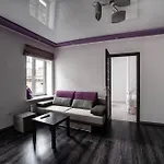 Appartamento Romantic Apartment - 1Br And Living Room , Old Town ,2 Min To Rynok Square *