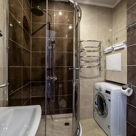Romantic Apartment - 1Br And Living Room , Old Town ,2 Min To Rynok Square