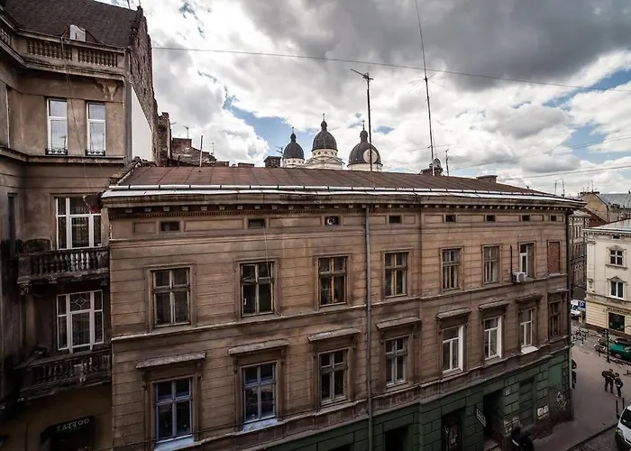 Romantic Apartment - 1Br And Living Room , Old Town ,2 Min To Rynok Square Apartmán Lvov