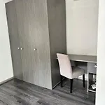 Romantic Apartment - 1Br And Living Room , Old Town ,2 Min To Rynok Square Apartamento *