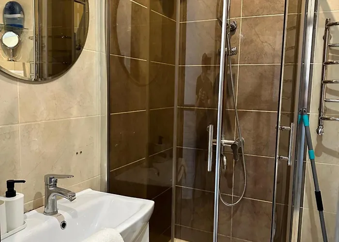 Romantic Apartment - 1Br And Living Room , Old Town ,2 Min To Rynok Square * 利沃夫